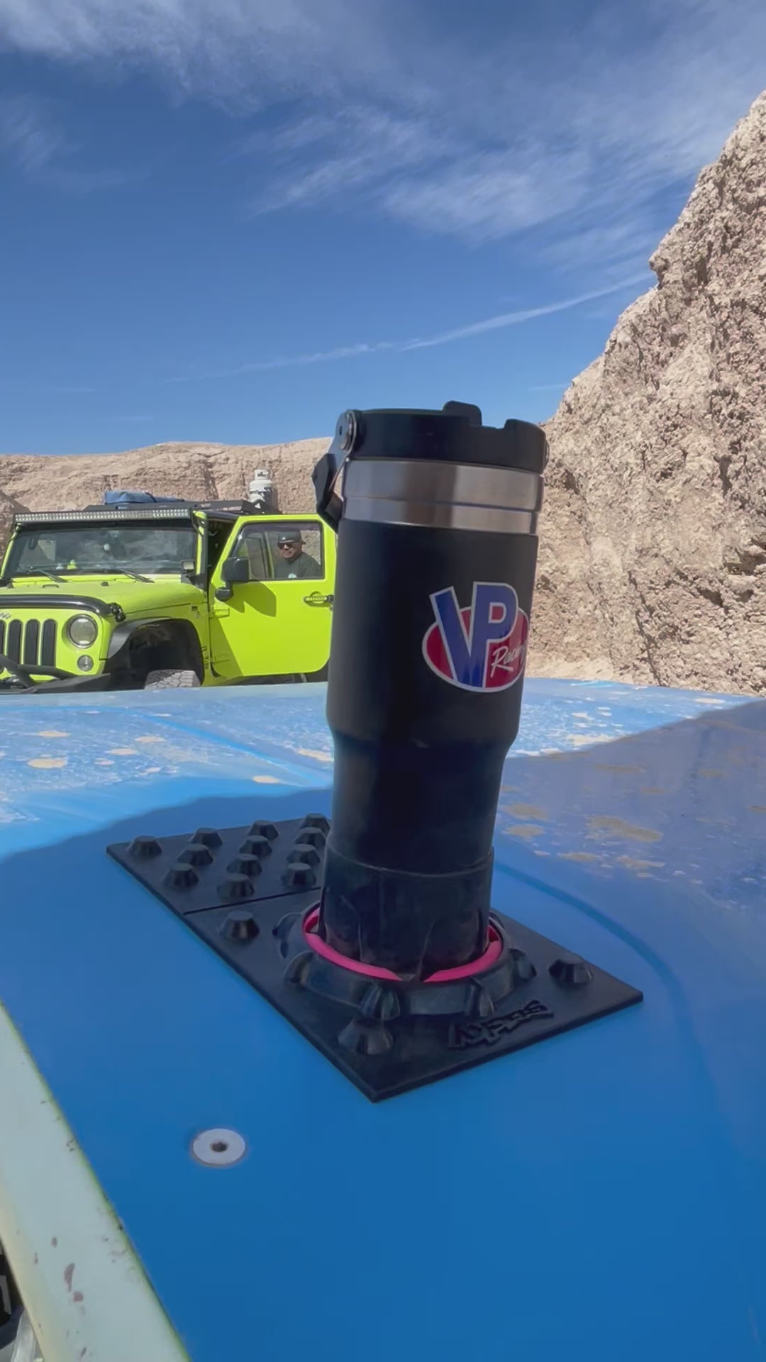 VP Racing 30oz top of a razer